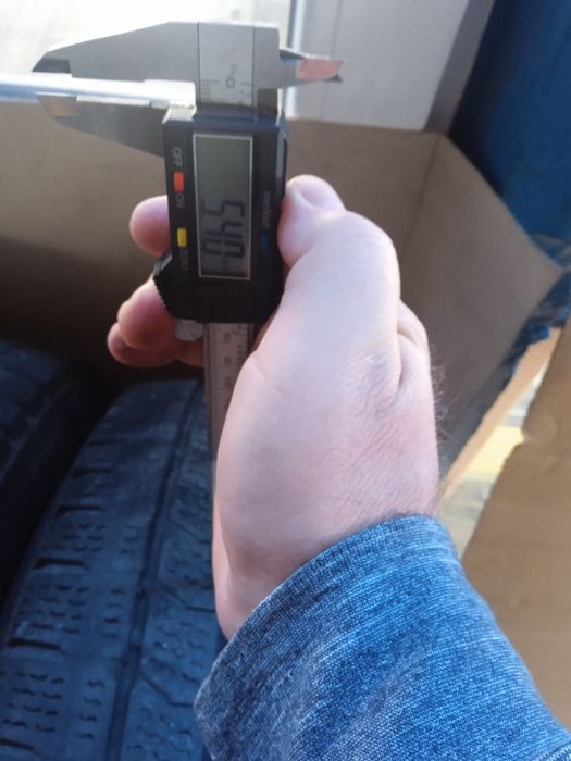 Зимни гуми Бус 215/65/15 С