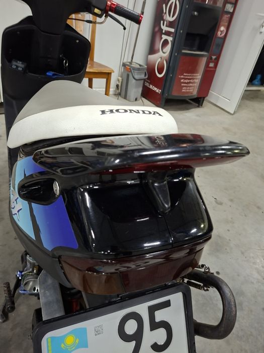 Honda dio af28 zx