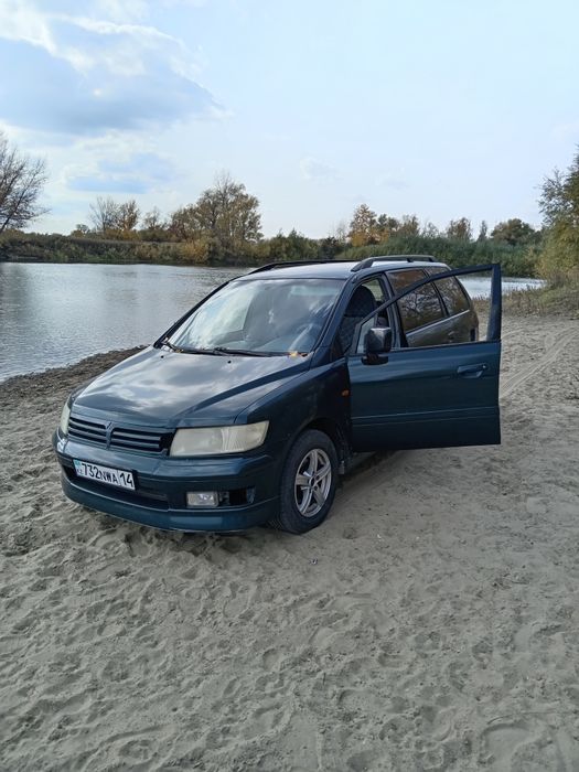 Продам машину минивэн