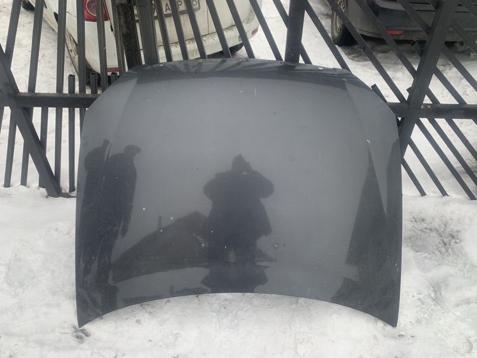 Продам капот на приору