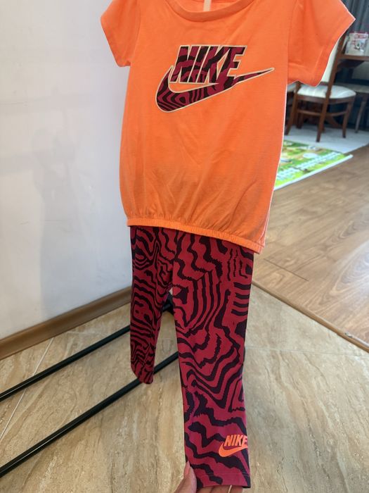 Оригинални дрехи за момиче(Adidas,Nike,Guess)- 1-2г.