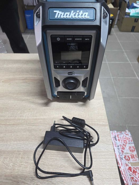 Boxa Makita DMR115 cu Bluetooth Albastru DEFECTA