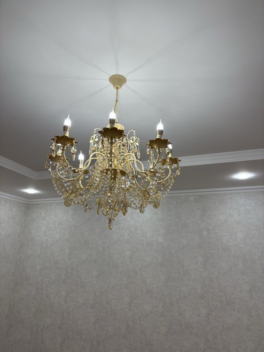 люстра хрустальная, подвесная