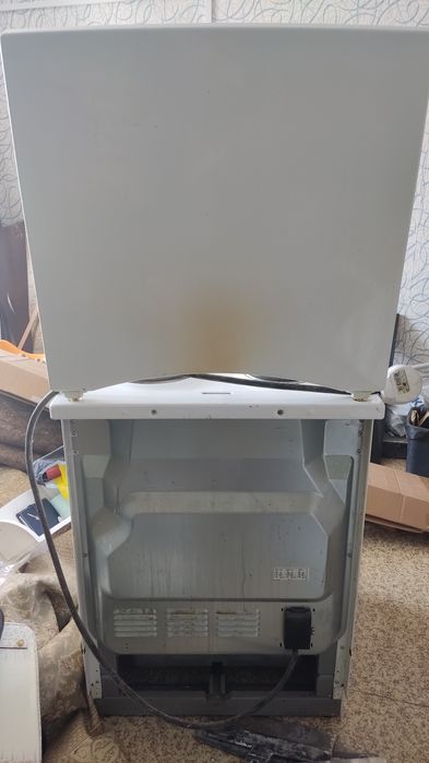 Продам электроплиту