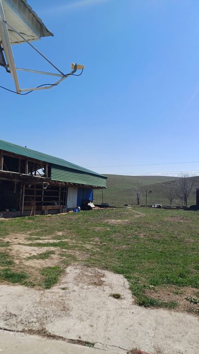 Қайназарда 4 бөлмелі үй сатылады,  срочно.