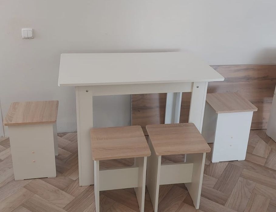 Продам стол 25 000 тенге