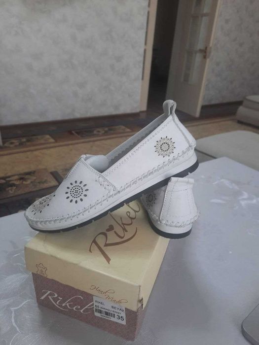 Летние мокасины белые кожанные