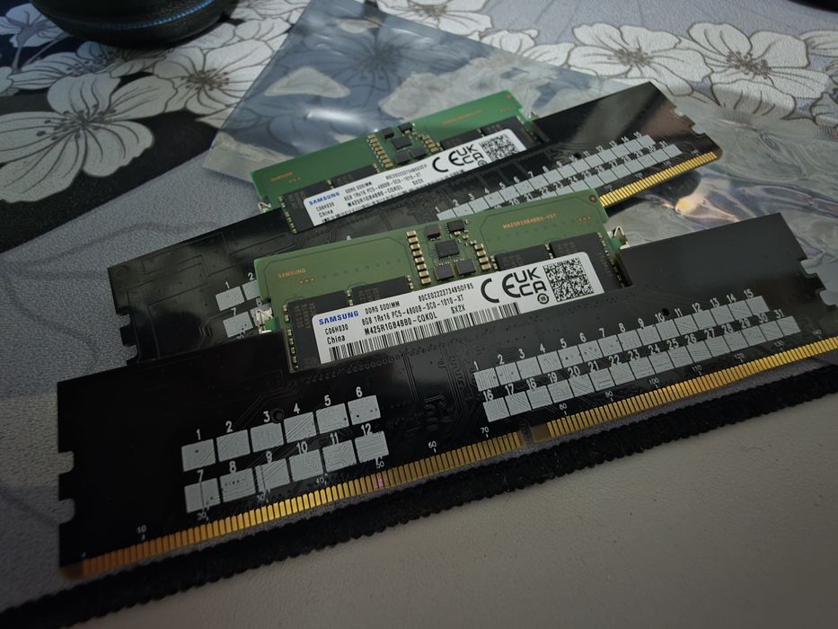 Продам оперативную память ddr5 sodimm 16 gb 8x2 4800hz