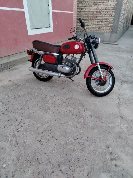 Moto vasxod sotiladi
