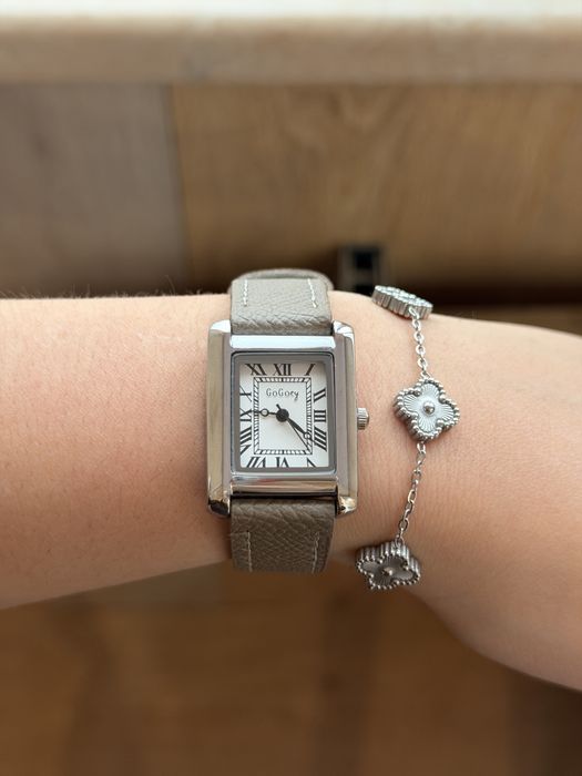 Продам часы наручные