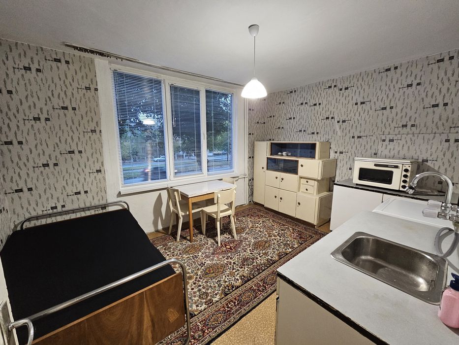 Дава се под наем Двустаен апартамент в Мездра - 55 кв.м за 255 € - Снимка #3