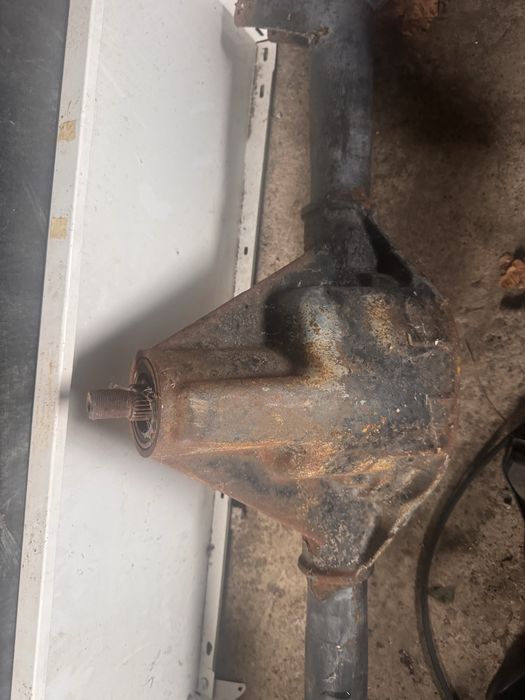 Заден Мост за Тойота Ланд Крузер J90