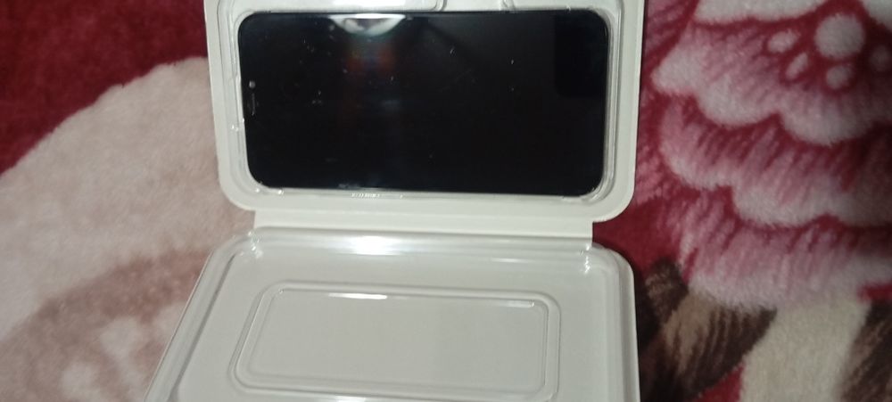 Display iPhone XR  noi