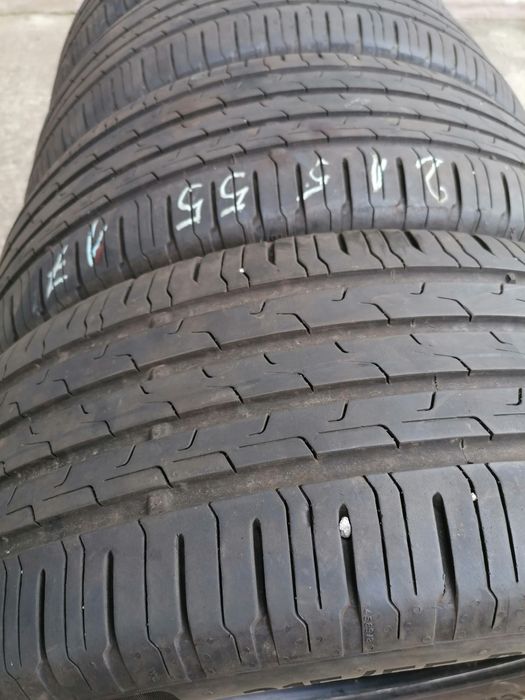 Vând 4 anvelope vară continental 215.55.17