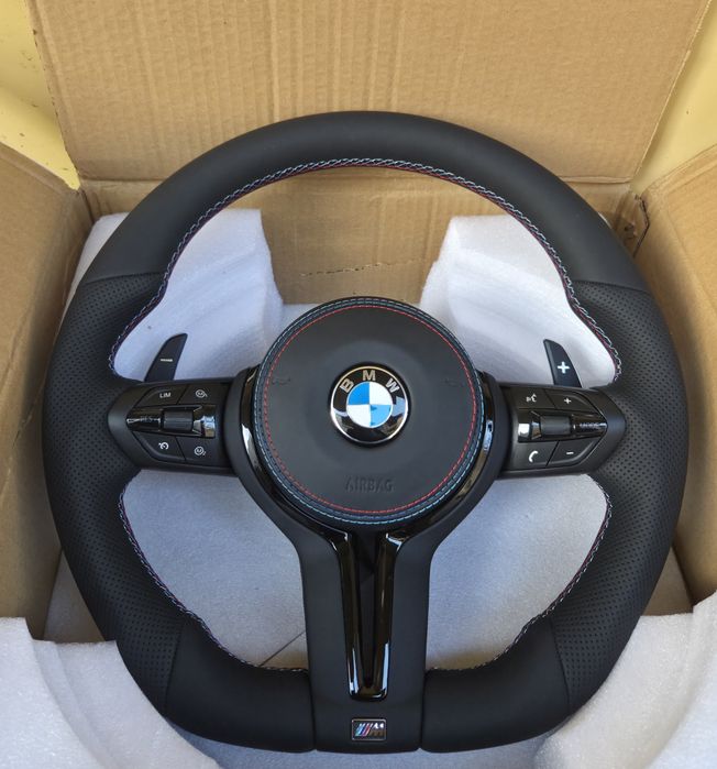 М волан за BMW Ф10 F10 Ф11 F11 Ф01 F01 Ф06 F06 спортен кожен с еърбег шит 3-цветен конец М пакет стил М5 БМВ Ф07 F07 GT Ф18 F18 перфектен тунинг