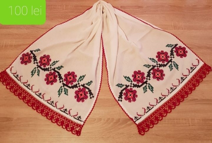 Prosop/ștergar tradițional lucrat manual pe etamină