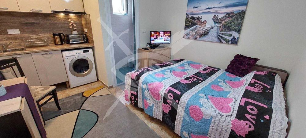 Дава се под наем Едностаен апартамент в Варна, Цветен квартал - 25 кв.м за 250 € - Снимка #1