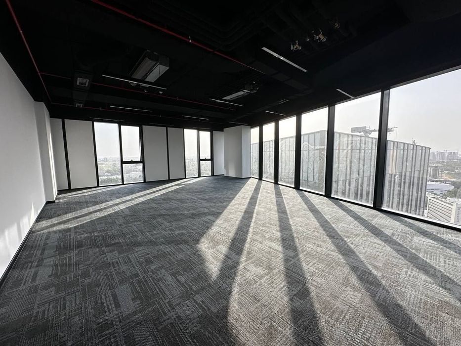 Сдаётся офис в "Trilliant" 95m2