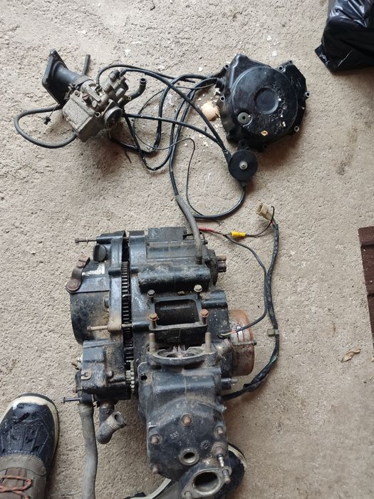 Vând motor Honda nsr 125