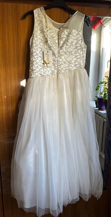 Нарядные, празничные платья