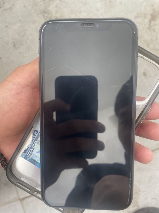 Iphone 11 емкость 75% родные