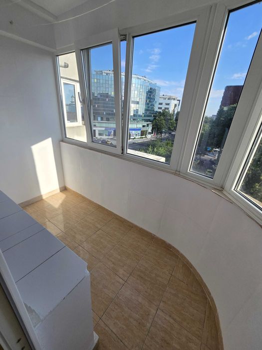 Inchiriez apartament 2 camere central Mamaia