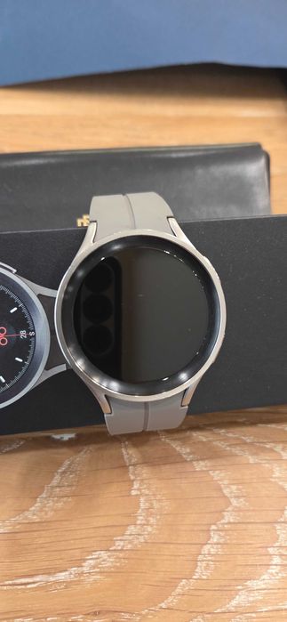 Samsung Galaxy Watch5 Pro 45mm LTE –  gray titanium