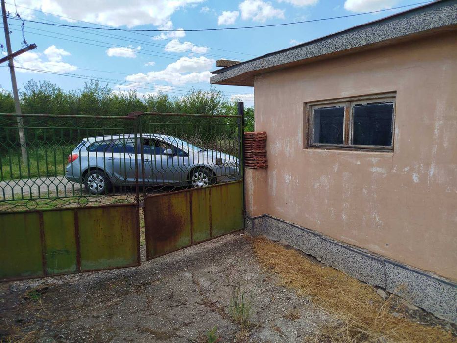 Продава се Къща в с. Обнова, Област Плевен - 200 кв.м за 210 €/кв.м - Снимка #12