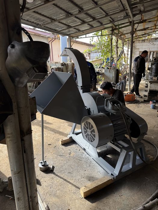 Шох дарахтларни  майдалайдиган  дробилка