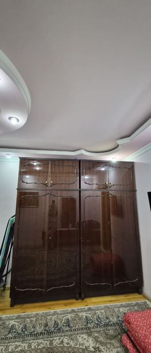 Shkaf va tyurmo《Зина》