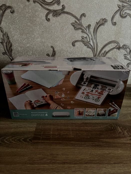 Плоттер Silhouette Potrait 4