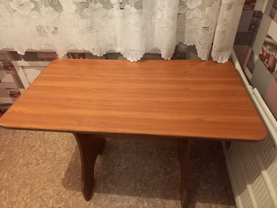 Кухонный стол   в хор сост