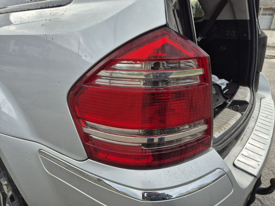 Ляв десен стоп Мерцедес ГЛ Х164 стопове Mercedes GL X164