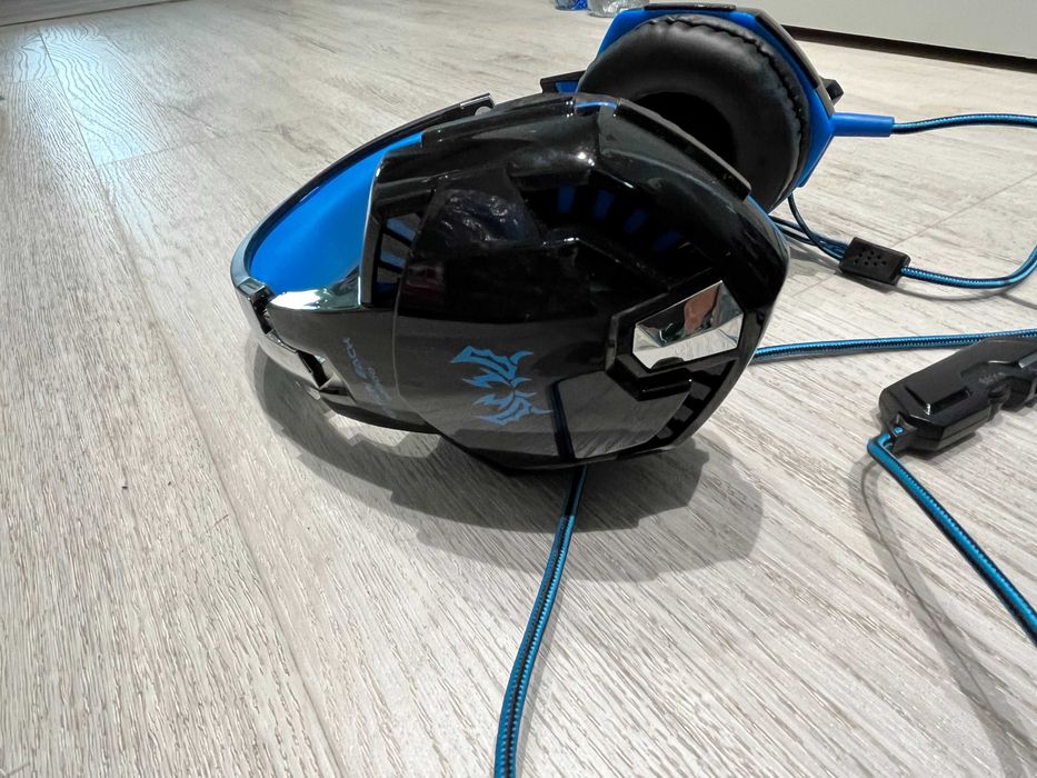 Геймърски слушалки Kotion Each G2000, с микрофон и подсветка