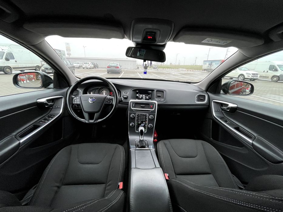 Volvo V60 D2 2.0D 120 CP