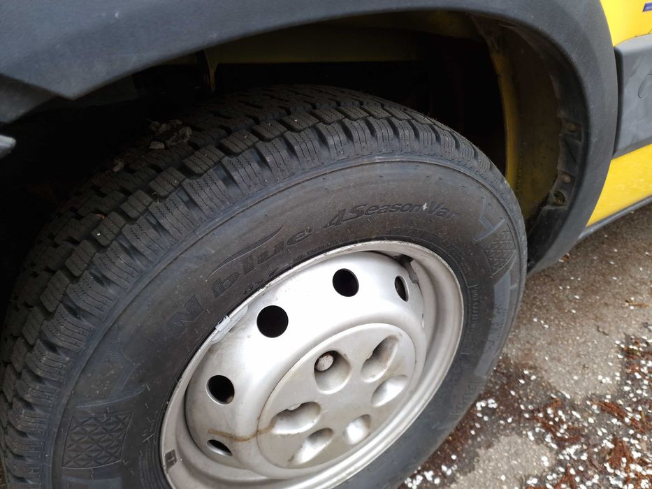 IVECO AUTOUTILITARA  an 2009 diesel 2,3 l