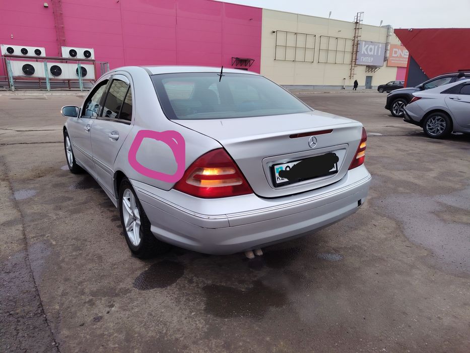 Мерседес W - 2003