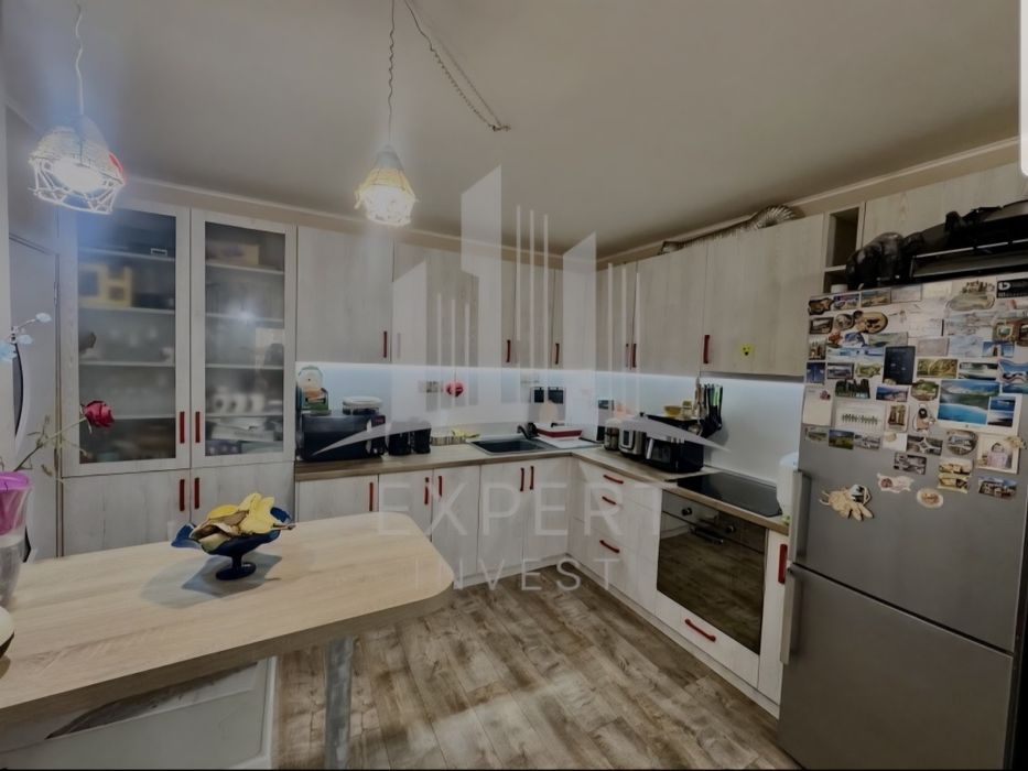 Продава се Тристаен апартамент в Варна, Левски - 61 кв.м за 2622 €/кв.м - Снимка #1