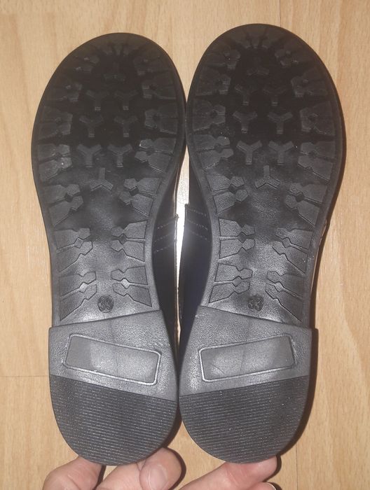 Школьные туфли Braska, новые