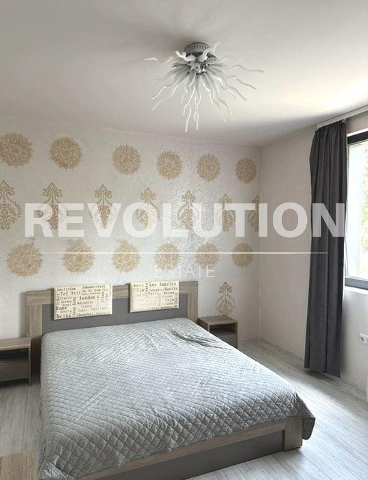 Дава се под наем Четиристаен апартамент в Варна, Чайка - 165 кв.м за 1500 € - Снимка #4