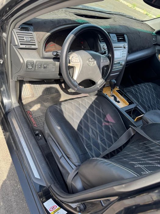 Toyota camry 40.