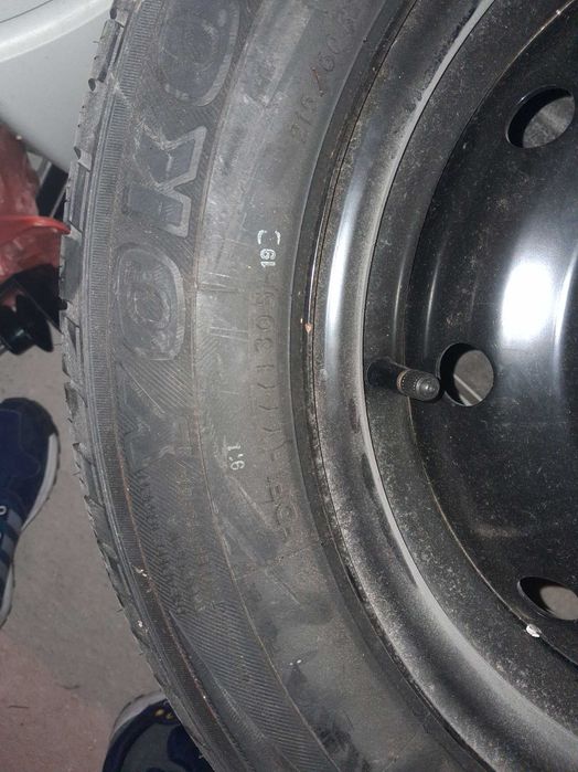 Резерна гума тип патерица за субару