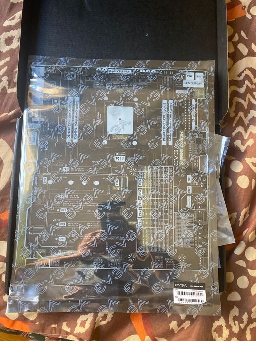 Материнская плата EVGA X299 DARK Торг в пределах разумного!