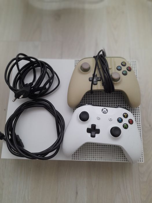 Vand joc xbox one S model2016
