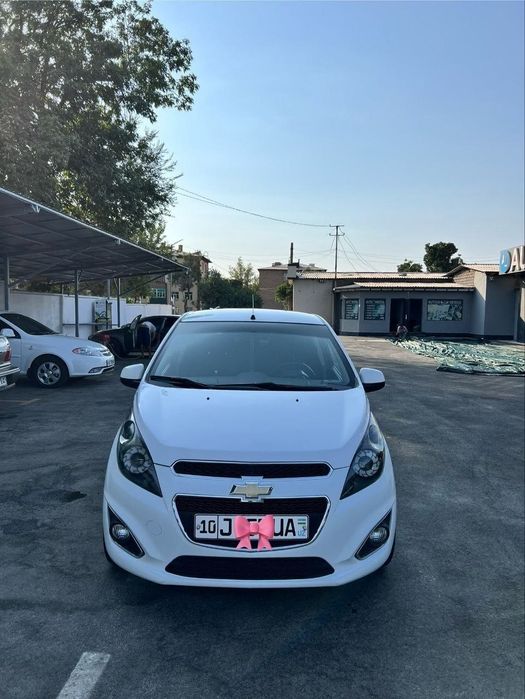 Срочно сотилади спарк