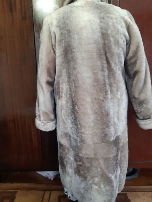 Продам шубу мутоновая б/у. 50000тг.