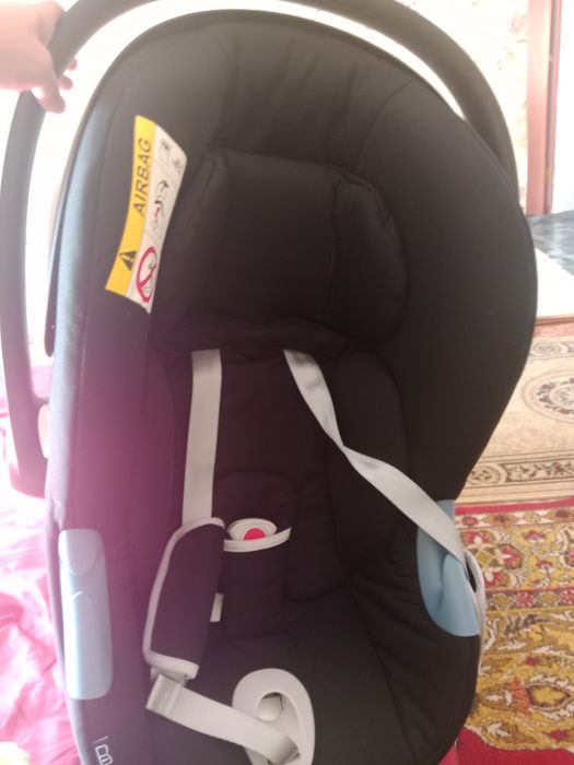 Продам новый авто кресло