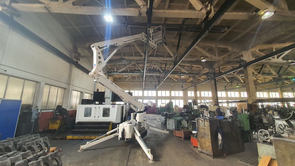 Închiriere nacelă PRB, lucru la înălțime, alpinism utilitar