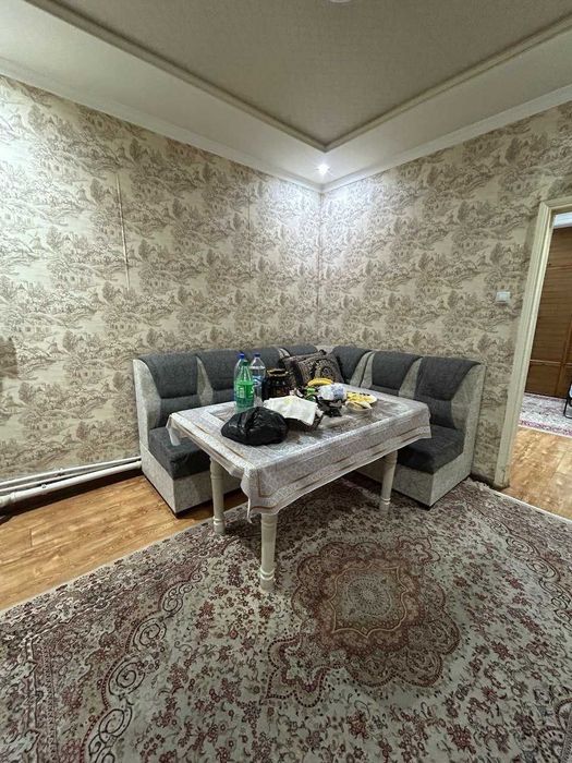 Продается 5 ти комнатная квартира, Район Сергели 5, метро 2я станция