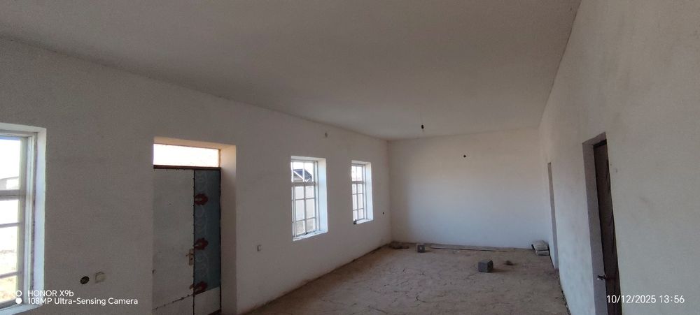 Kumushkonda yashashga tayyor hovli tez va arzon sotiladi 6 sotix